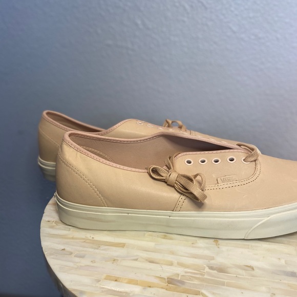 brand new leather vans - Picture 3 of 5